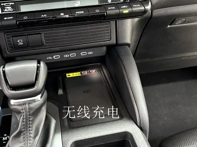 Toyota Prado — Фото автомобиля 21