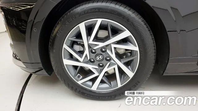 Hyundai Grandeur Grandeur (GN7) 3.5 Бензин 2WD — Фото автомобиля 5