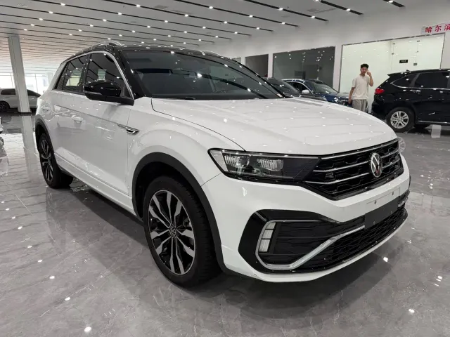 Volkswagen T-Roc — Фото автомобиля 3