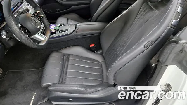 Mercedes-Benz E-Class — Фото автомобиля 18