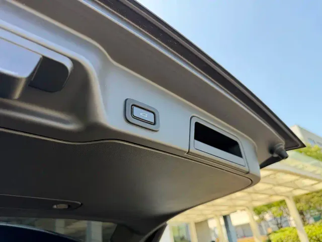 Land Rover Range Rover Evoque — Фото автомобиля 16