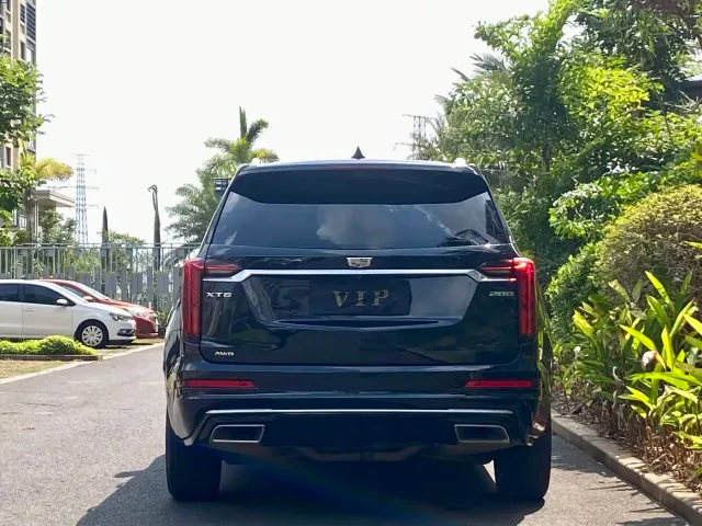 Cadillac XT6 — Фото автомобиля 8