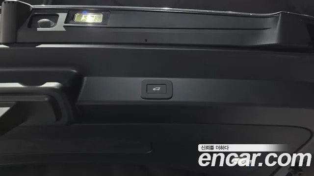 Land Rover Range Rover Sport — Фото автомобиля 21