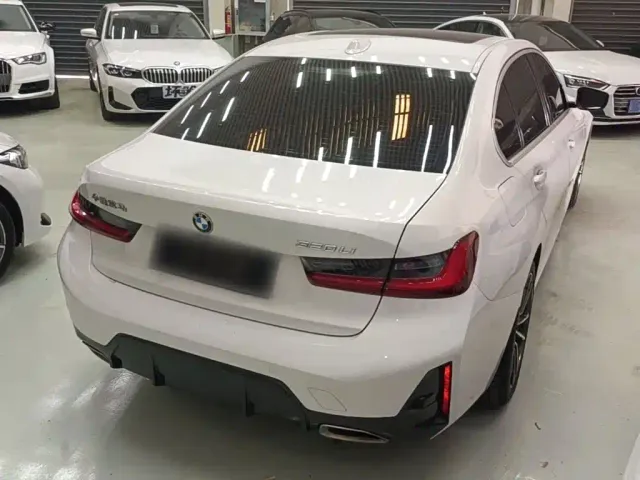 BMW 3 Series — Фото автомобиля 6