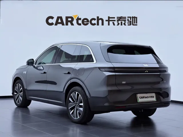 Li Auto L6 — Фото автомобиля 7