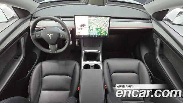 Tesla Model Y — Фото автомобиля 7
