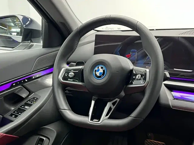 BMW i5 — Фото автомобиля 18