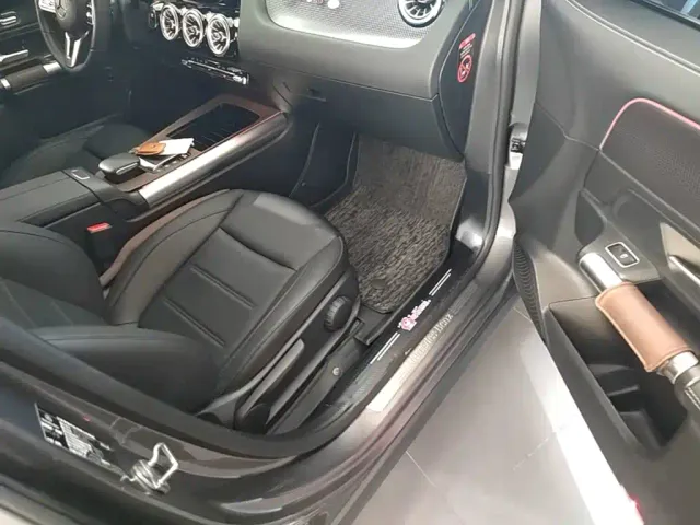 Mercedes-Benz EQA — Фото автомобиля 8