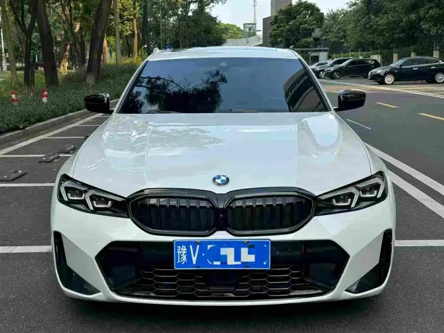 BMW 3 Series — Фото автомобиля 3