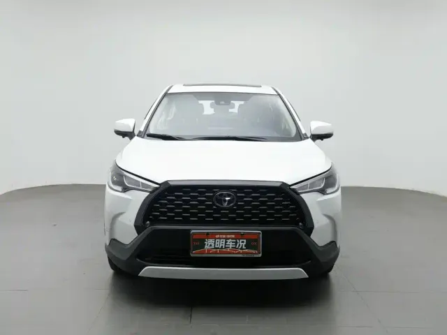 Toyota Corolla Cross — Фото автомобиля 3