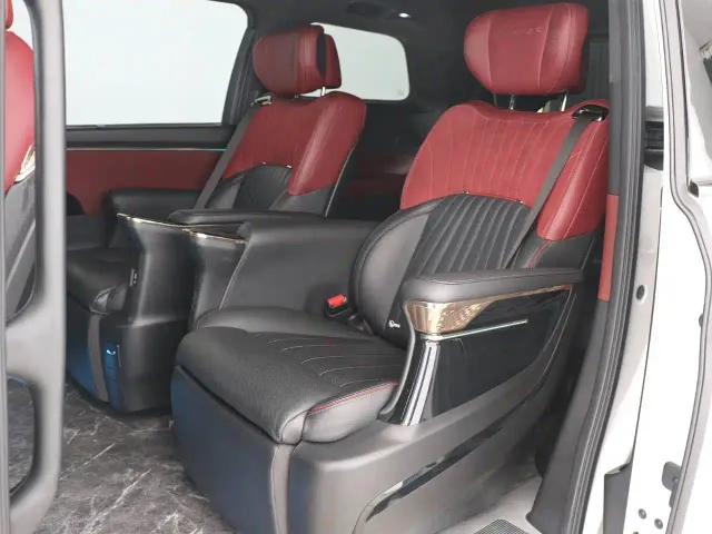 GAC Trumpchi M8 — Фото автомобиля 12