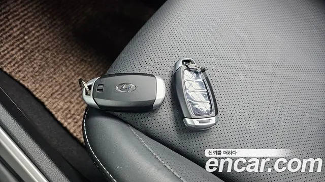 Hyundai Venue Venue 1.6 Modern Plus — Фото автомобиля 15