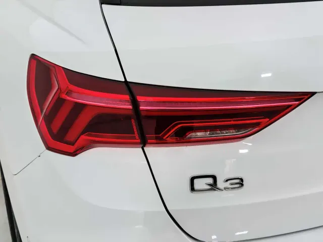 Audi Q3 — Фото автомобиля 17