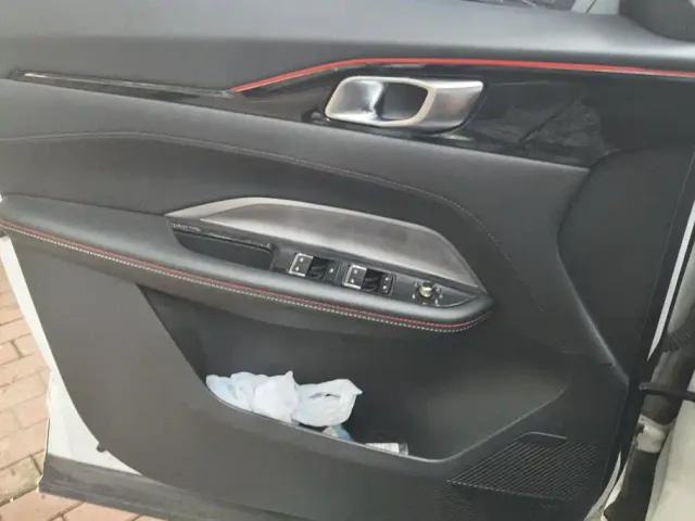 Changan Z6 — Фото автомобиля 7