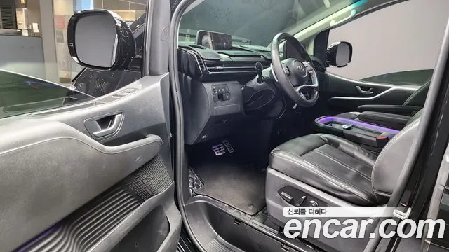 Hyundai Staria Staria Lounge 9 мест — Фото автомобиля 9