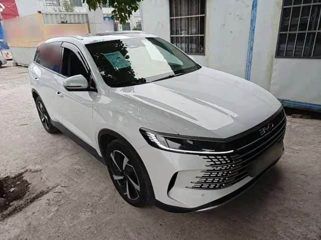 BYD Seal 05 DM-i — Фото автомобиля 3