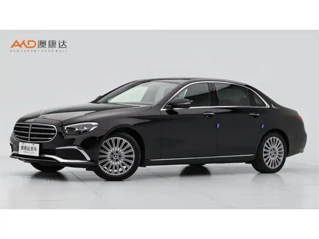 Фотография автомобиля — Mercedes-Benz E-Class