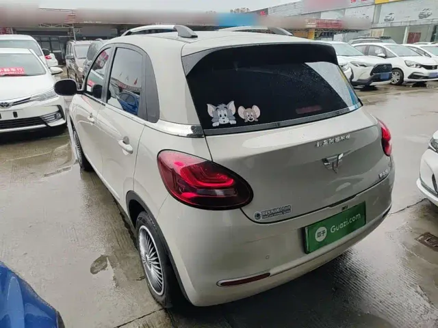 Wuling Bingo — Фото автомобиля 4