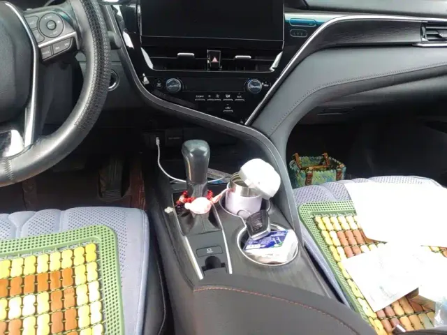 Toyota Camry 2021 2.0G Luxury Edition — Фото автомобиля 16