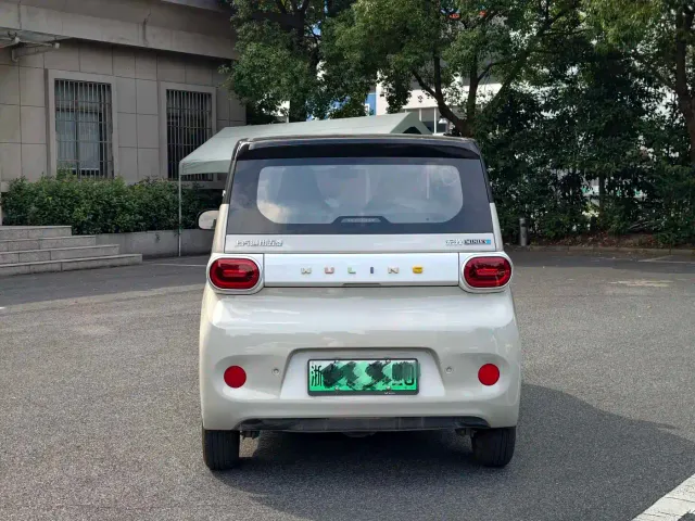 Wuling Hongguang Mini EV — Фото автомобиля 5