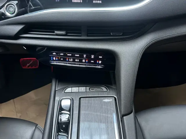 Buick Enclave — Фото автомобиля 21