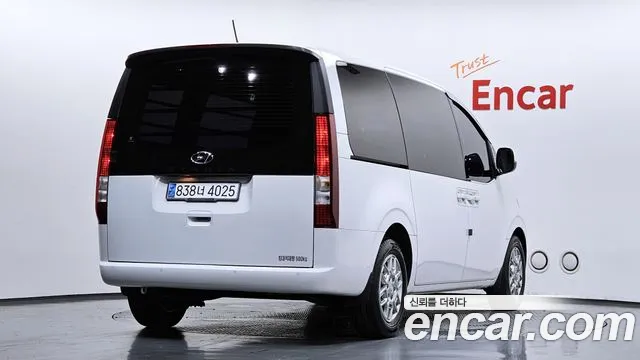 Hyundai Staria — Фото автомобиля 3