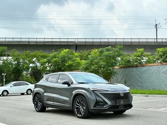 Changan UNI-T — Фото автомобиля 3