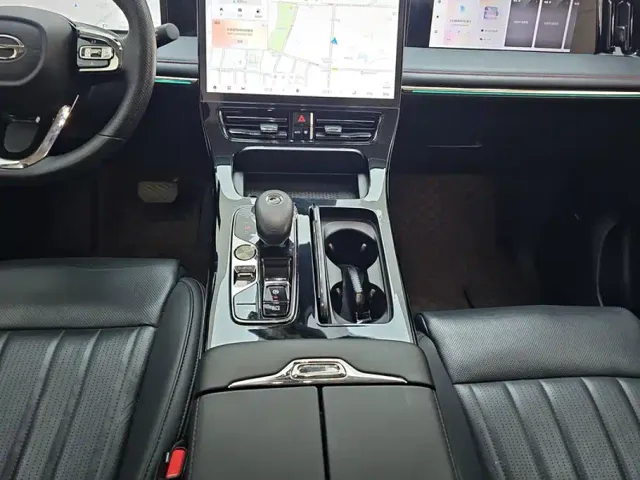 GAC Trumpchi E9 — Фото автомобиля 16