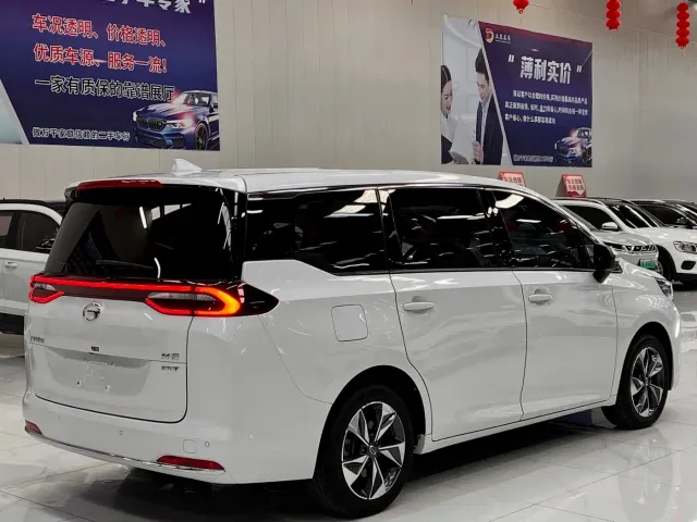 GAC Trumpchi M6 — Фото автомобиля 4