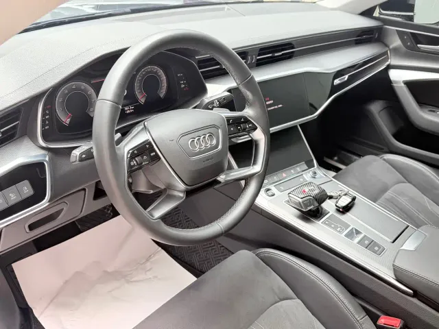 Audi A7L — Фото автомобиля 10