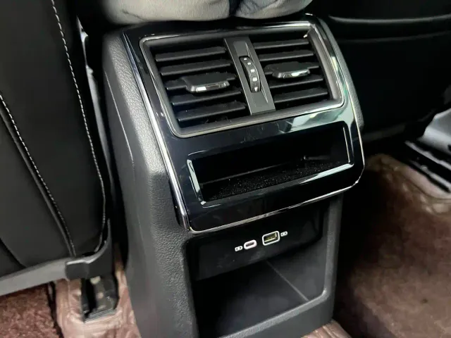 Skoda Superb — Фото автомобиля 15