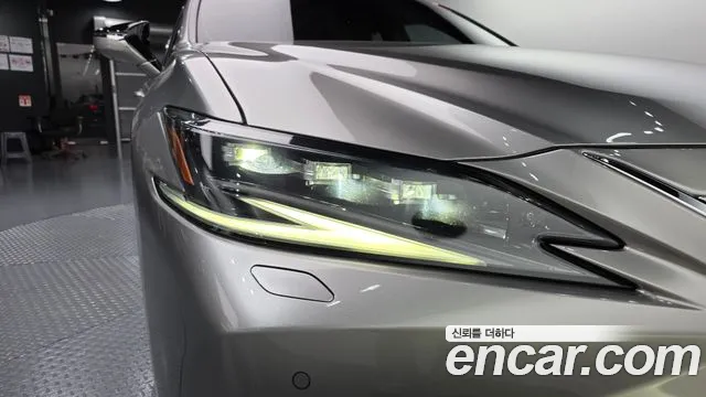 Lexus ES 7th Gen — Фото автомобиля 7