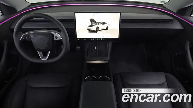 Tesla Model 3 — Фото автомобиля 6