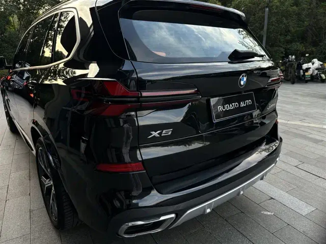 BMW X5 — Фото автомобиля 7