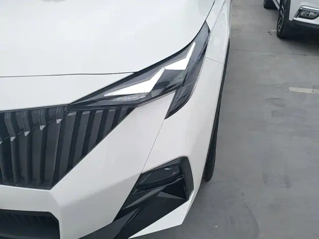 GAC Trumpchi GS3 — Фото автомобиля 23