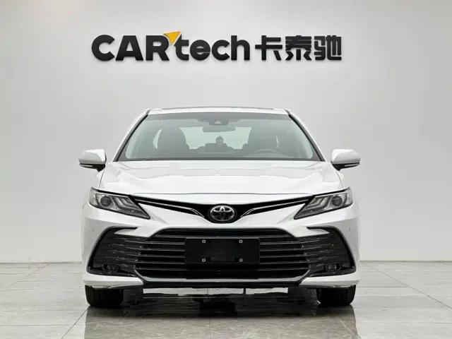Toyota Camry — Фото автомобиля 7