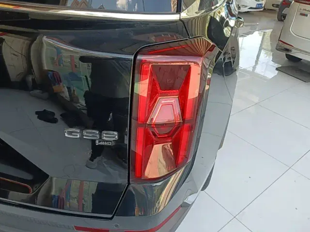 GAC Trumpchi GS8 — Фото автомобиля 7