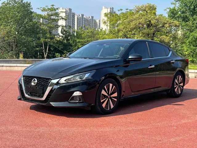Фотография автомобиля — Nissan Teana