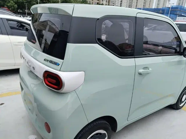 Wuling Hongguang Mini EV — Фото автомобиля 6