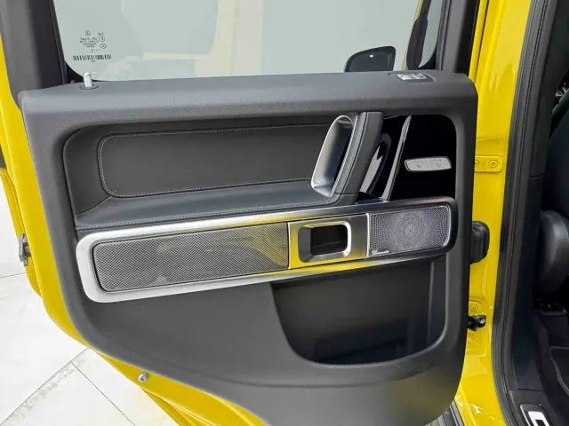 Mercedes-Benz G-Class — Фото автомобиля 18