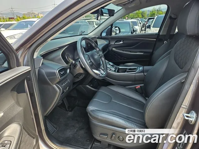 Hyundai Santafe Новый Santa Fe Дизель 2.2 4WD — Фото автомобиля 10
