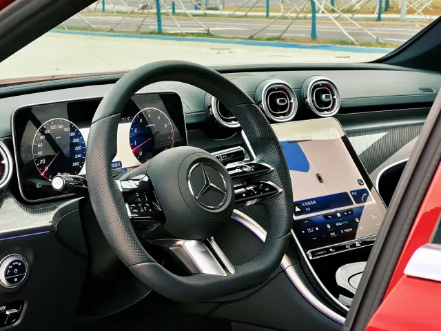 Mercedes-Benz C-Class — Фото автомобиля 22