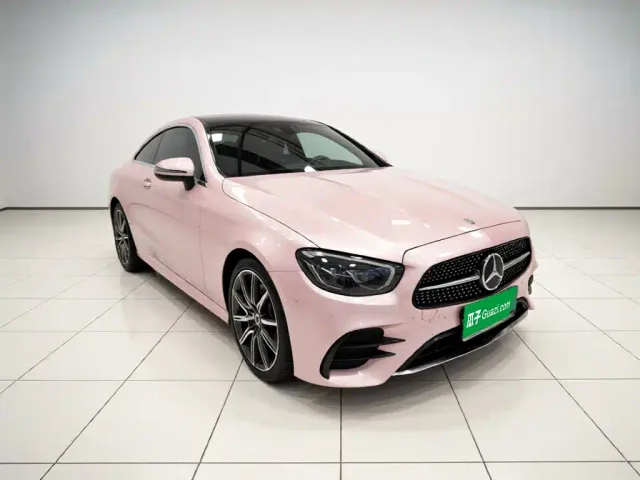 Mercedes-Benz E-Class — Фото автомобиля 3