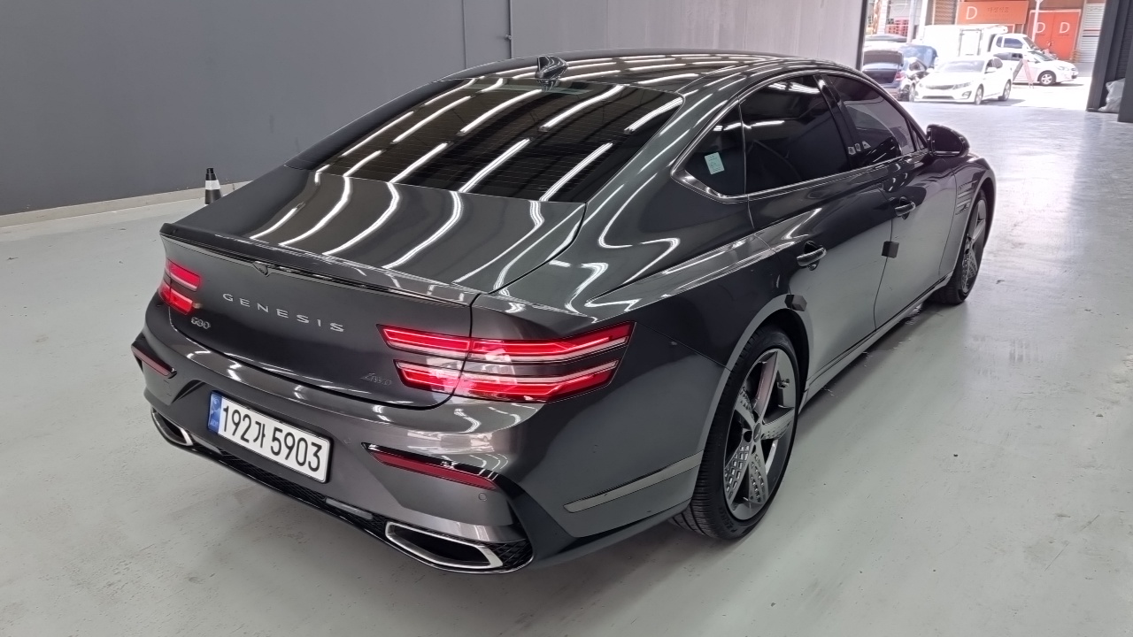 Genesis G80 Бензин 2.5 турбо AWD — Фото автомобиля 2
