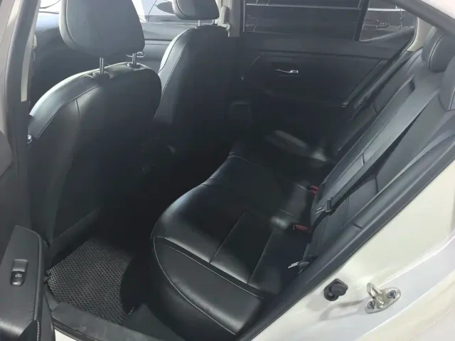 Nissan Sylphy — Фото автомобиля 6