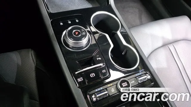Kia K5 Новый K5 3 поколение 2.0 LPi(Для проката) — Фото автомобиля 9