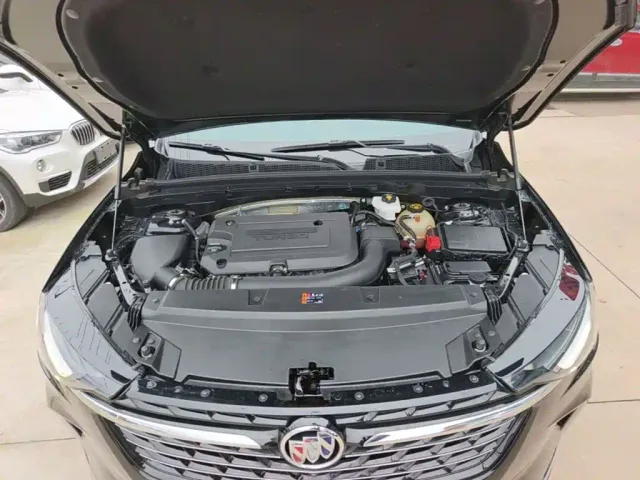 Buick Envision Plus — Фото автомобиля 19