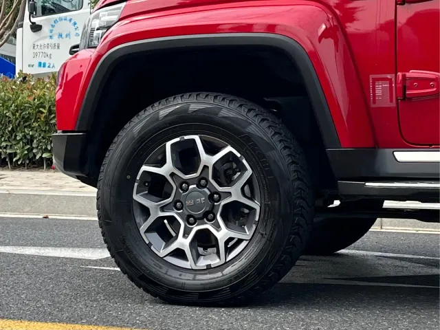 BAIC BJ40 — Фото автомобиля 8