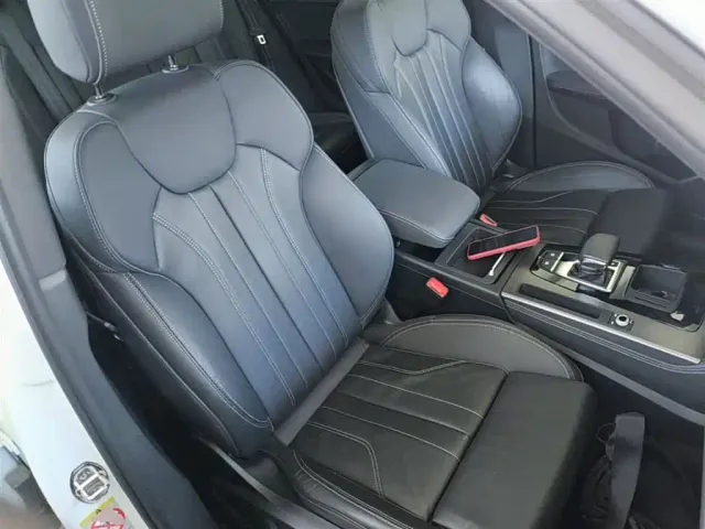 Audi Q5L — Фото автомобиля 24