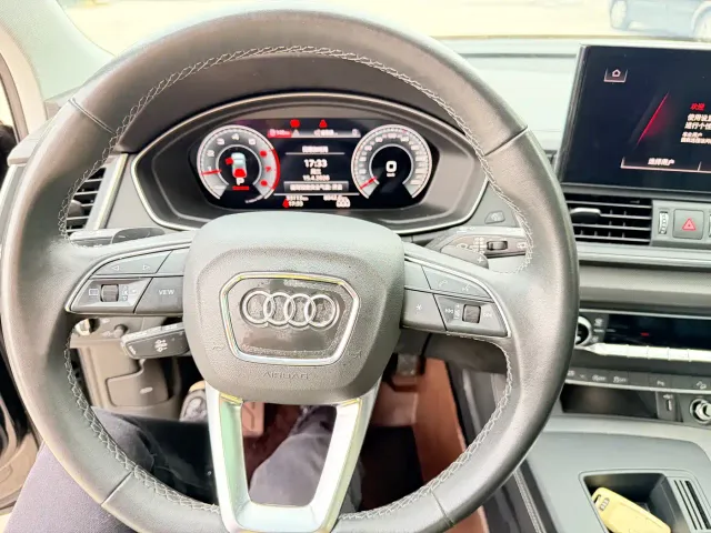 Audi Q5L — Фото автомобиля 7